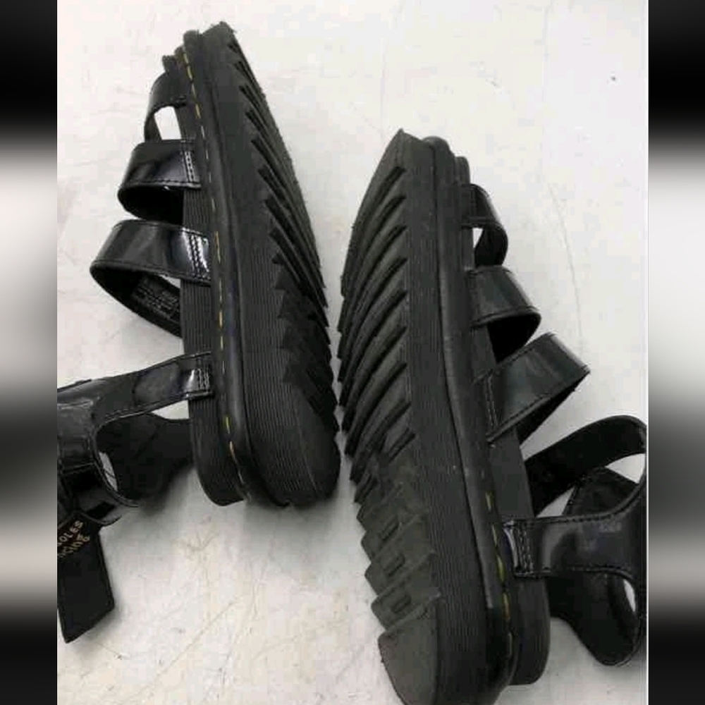 Dr. Martens Black Blaire Patent Leather Strap Sandals US 7 Womens - Picture 2 of 12